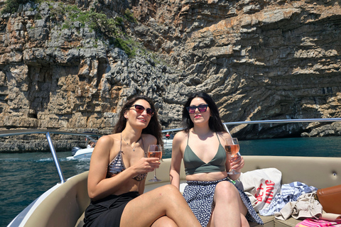 Tour en bateau à la grotte bleue, à la Dame des rochers et à Mamula