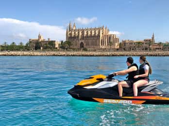 Palma de Mallorca: Jetski-Tour zur Kathedrale von Palma Palma de Mallorca: Jetski-Tour zur Kathedrale von Palma