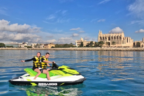 Palma de Mallorca: wycieczka skuterem wodnym do katedry w PalmieOpcja standardowa