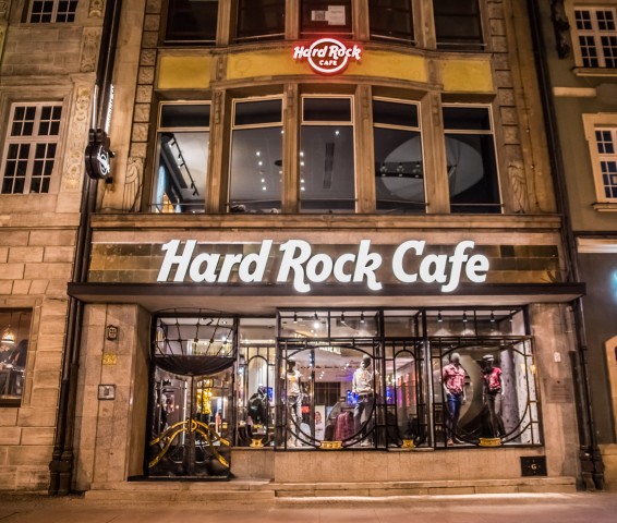 Visit Wroclaw Hard Rock Cafe Skip-the-Line Entry, Burger and Beer in Wrocław
