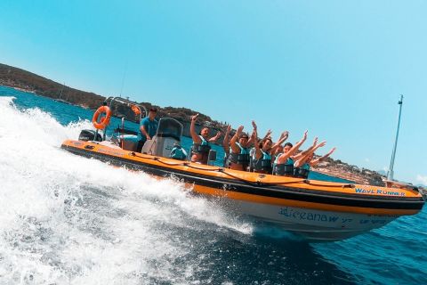 Magaluf: Boat Adventure with Beach Activities and Snacks