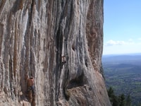 Mallorca, hidden gem to climbing - Housity