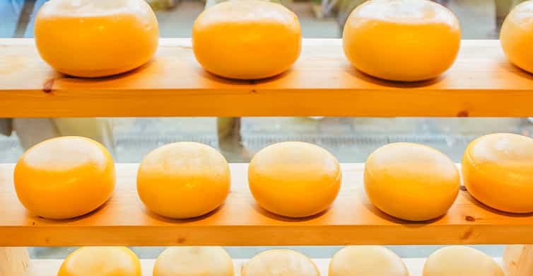 Amsterdam: Premium Henri Willig Cheese Tasting Experience photo 7