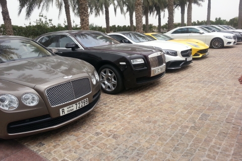 Sport en luxe in Abu Dhabi: 1-daagse tour vanuit Abu DhabiSport en luxe in Abu Dhabi: 1-daagse tour vanuit Dubai