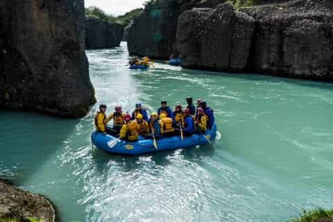 Reykjavik: Golden Circle & River Rafting Tour