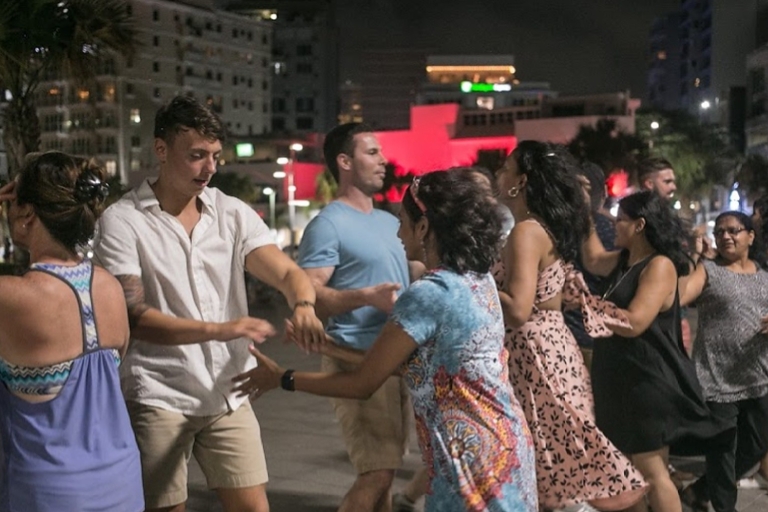 San Juan: Clase de salsa para principiantes para parejas