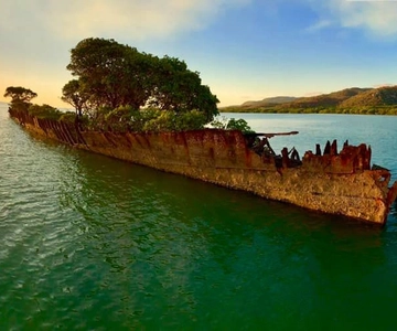 Ilha Magnetic: Pôr do sol e cruzeiro nos naufrágios