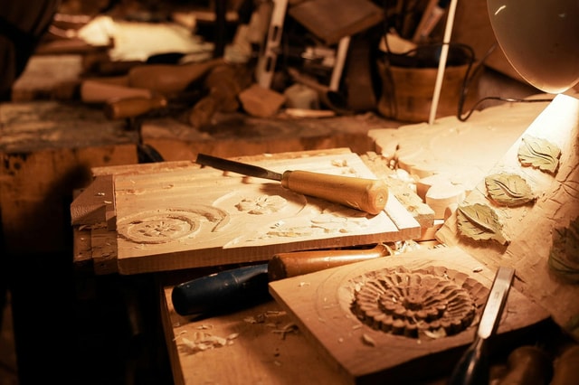 Ontdek Kandy: all-inclusive houtsnijwerkworkshop met tuktuk