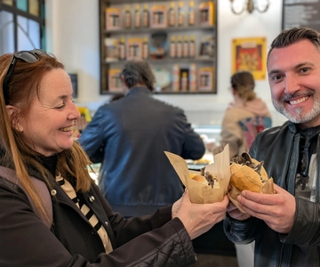 Palermo: Street Food Walking Tour with Local Guide & Tasting