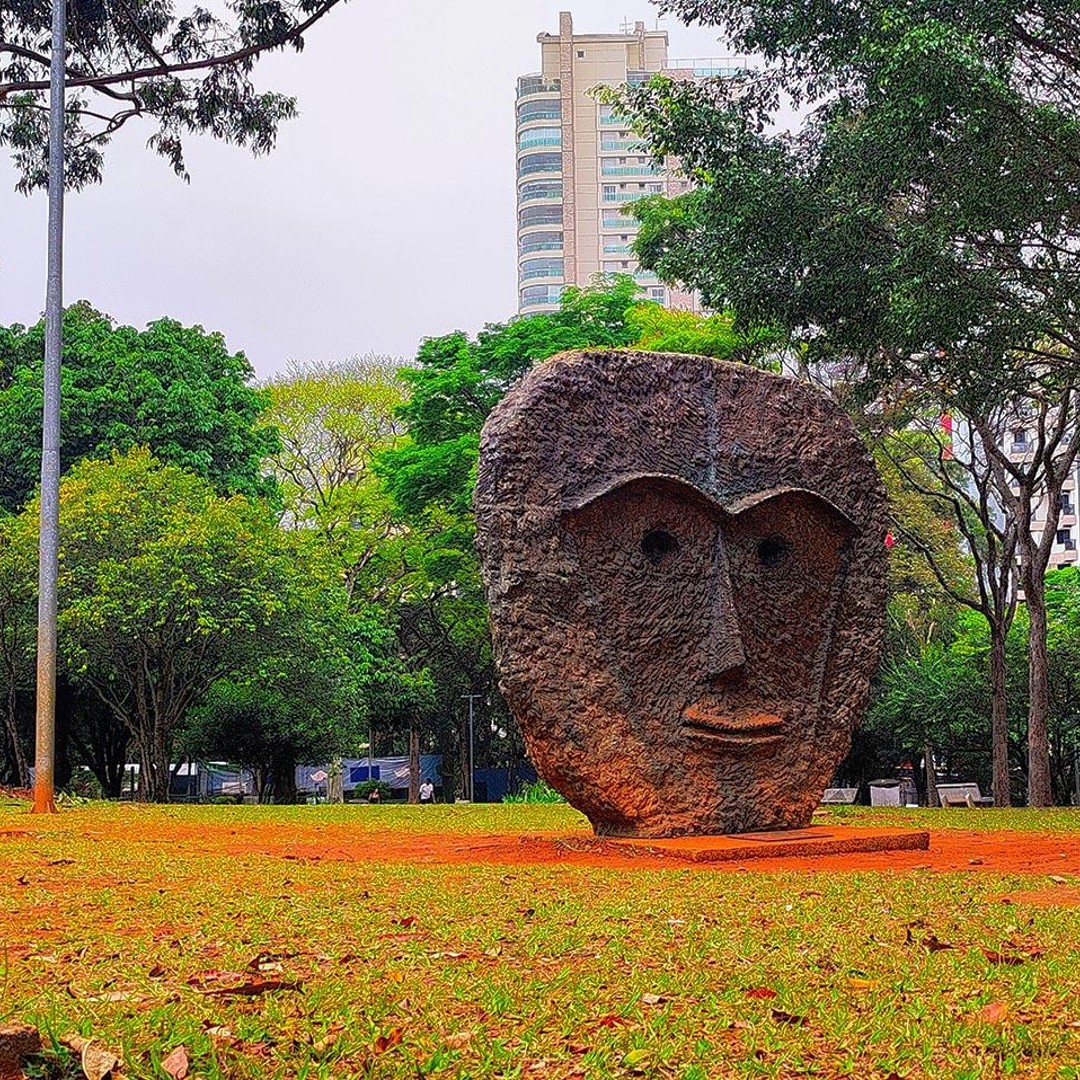 Colagem de mídia