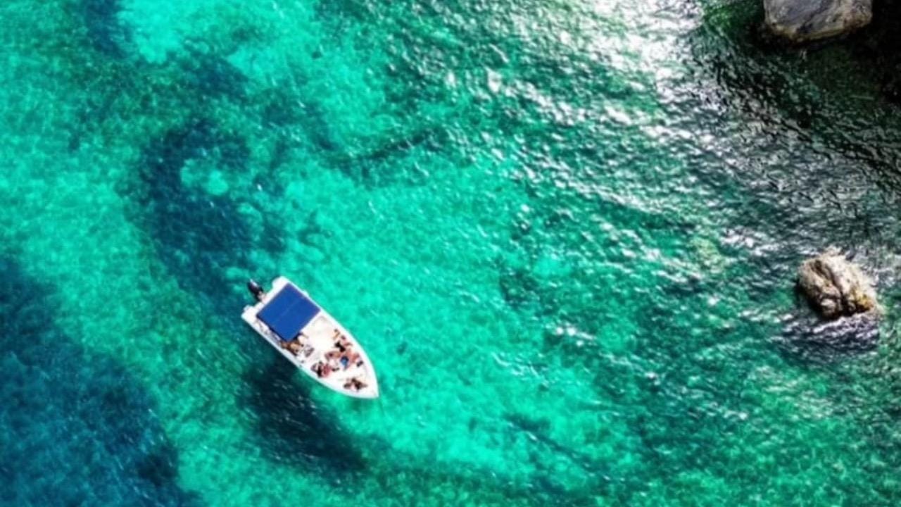 Saranda: Bootstour mit Schnorcheln nach Kroreza & zu geheimen Stränden
