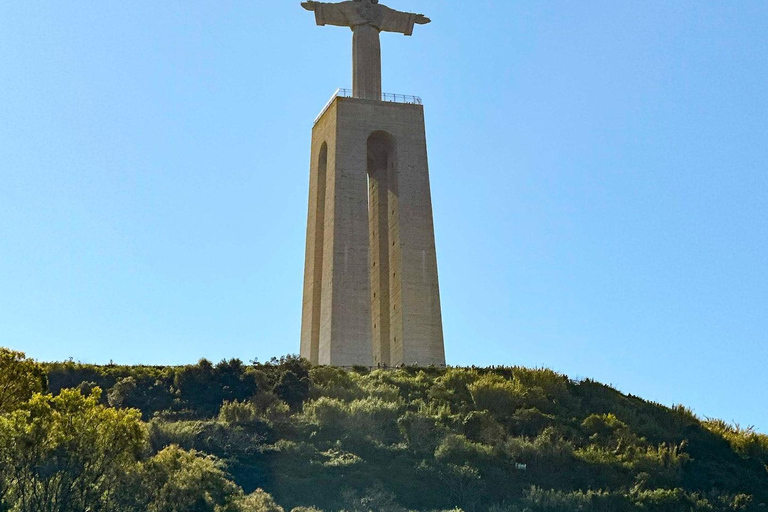 Lisbon: Tagus River Sailboat City Cruise Shared Tour - Sunset Tour