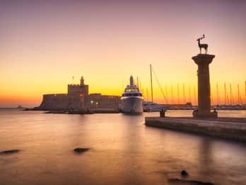 Faliraki: Kvällskryssning med RIB-båt, champagne och solnedgång