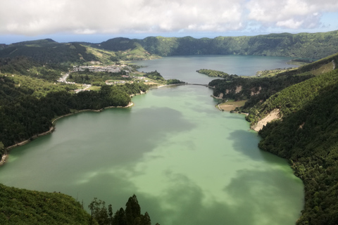 Sete Cidades & Lagoa do Fogo: Private Jeep-Tour mit MittagessenGanztagestour mit Mittagessen