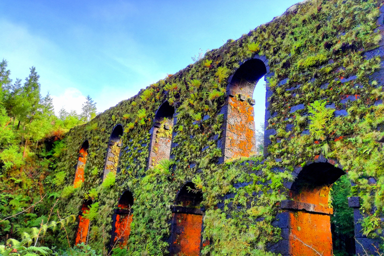 Sete Cidades en Lagoa do Fogo: privéjeeptour met lunchDagtour met lunch