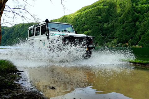 Sete Cidades en Lagoa do Fogo: privéjeeptour met lunchDagtour met lunch