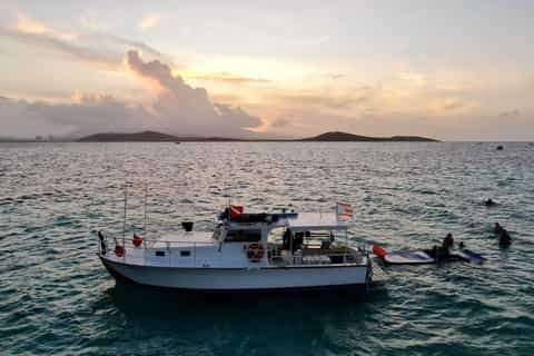 Fajardo: Icacos Island Sunset Boat Tour with Snorkeling