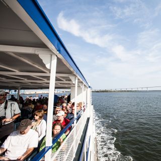 Charleston: Charleston Harbor Sightseeing Cruise Tour