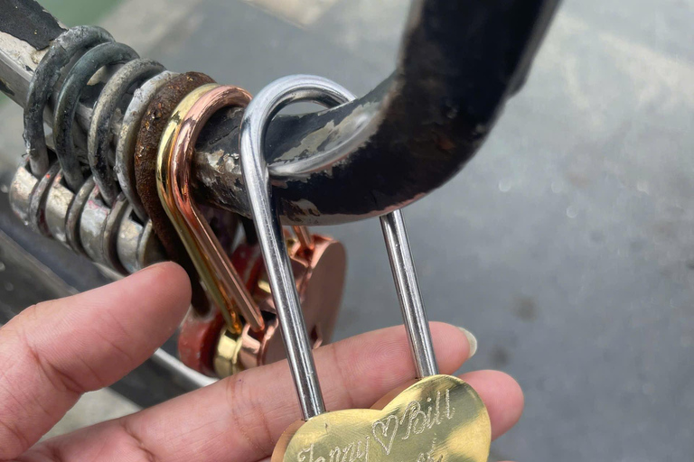 Avventura nella città di Da Nang: Cultura Storia Massaggio Tour privatoTour privato della città e del massaggio cieco in moto