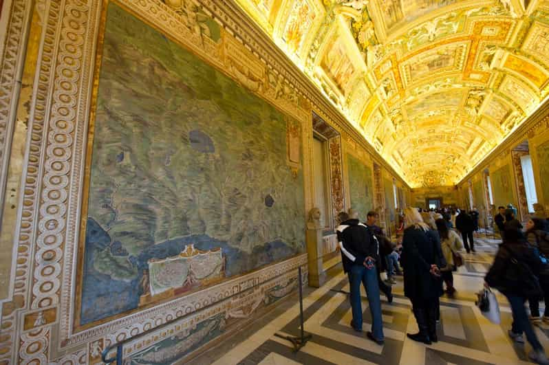 Vatican Museums Skip-the-Line Dutch Tour | GetYourGuide