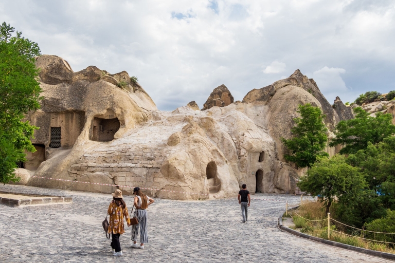 Cappadoce : Visite guidée en petit groupe d'une journée en rouge avec déjeunerCappadoce : Visite guidée en petit groupe d'une journée avec déjeuner