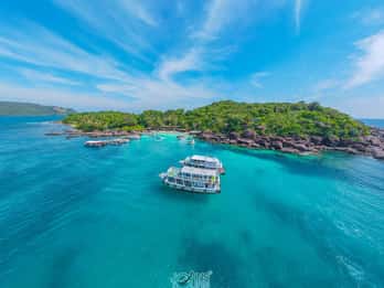 Phu Quoc: 3 Island Tour by Boat with Guide