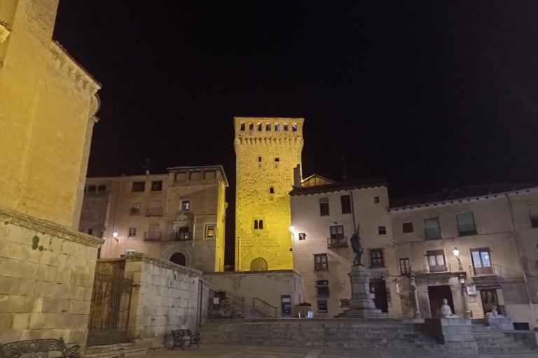 Segovia: Nighttime Walking Tour