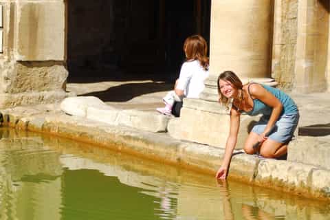 From Brighton: Stonehenge and Bath Full-Day Trip