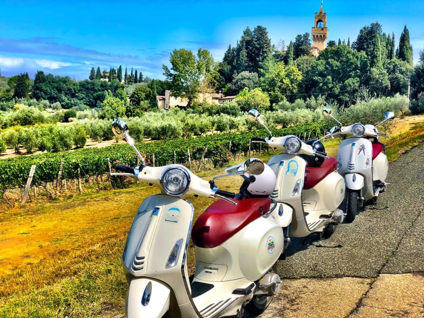 Firenze: Tour in Vespa al tramonto nel Chianti con degustazione di vino ...