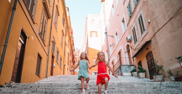 Rome Private Family Walking Tour with Games for Kids