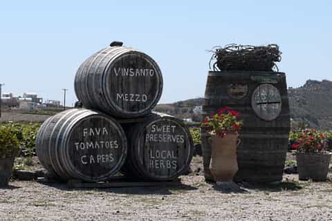 Santorini: 5-Hour Foodie and Drinks Tour with Local Guide
