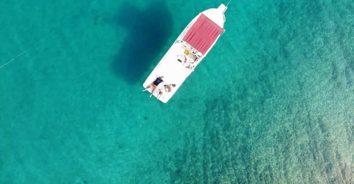 From Pula: Caves, Canyons Speedboat Tour to Kamenjak