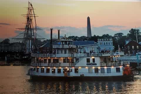 Boston: Sunset Cruise