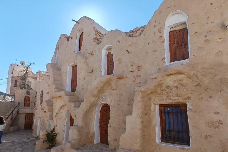 Djerba: Eine Nacht in Berberzelten.