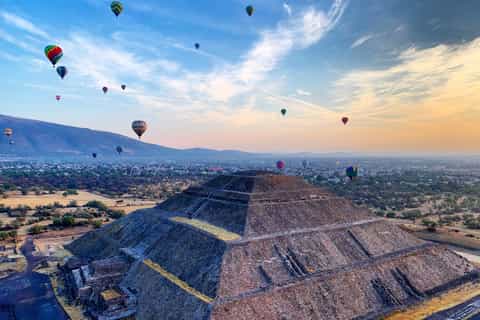 From Mexico City: Teotihuacan Air Balloon Flight & Breakfast