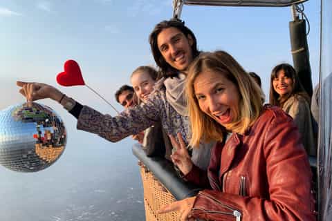 From Mexico City: Teotihuacan Air Balloon Flight & Breakfast