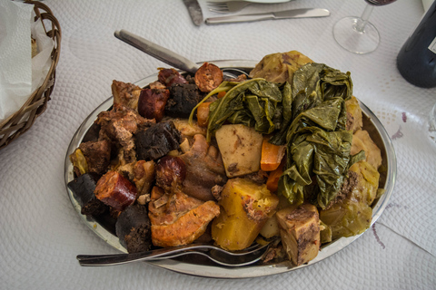 São Miguel Est: tour in furgone di un&#039;intera giornata con pranzoSão Miguel Est: Tour di un giorno con pranzo in furgone