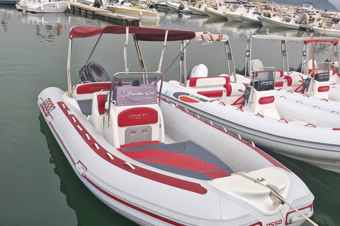 Explore the Amalfi Coast in a day CAYMAN (40 hp, 5.85 m)