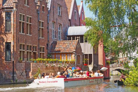 Ghent: tour guiado en barco por el centro medieval