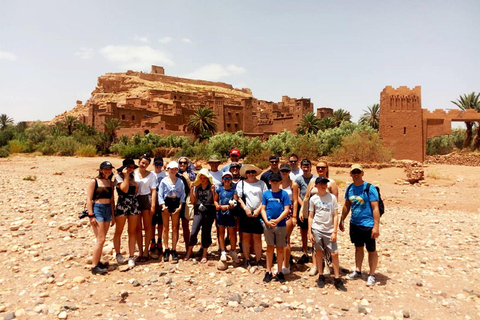 Depuis Marrakech : visite du désert de 3 jours à MerzougaExcursion en groupe