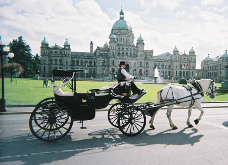 Victoria Carriage Tour By The Park GetYourGuide