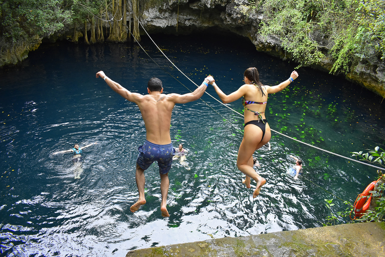 Riviera Maya: Jazda konna, tyrolka i przygoda ATVJazda konna, tyrolka i przygoda na quadach — wspólne quady