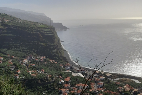 Madeira: privétour op het ZuidereilandOphalen van Noord-/Zuidoost-Madeira
