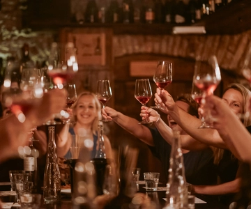Prova de vinhos em Liubliana numa adega com 300 anos