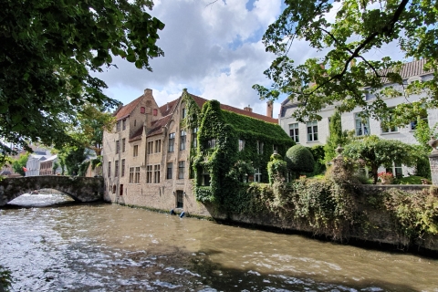 Bruges : croisière en bateau et visite guidée à piedBruges : croisière en bateau et visite à pied en anglais