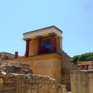 Crete: Knossos Palace & Heraklion Guided Tour