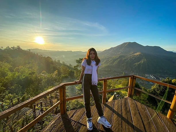 Сукавана: восход солнца и горячие источники Батур