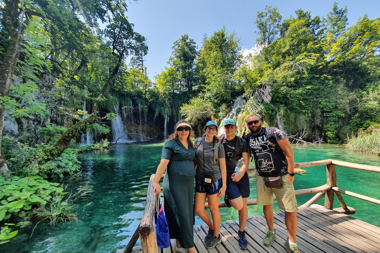 From Zagreb: Plitvice Lakes Tour with Kayaking Experience