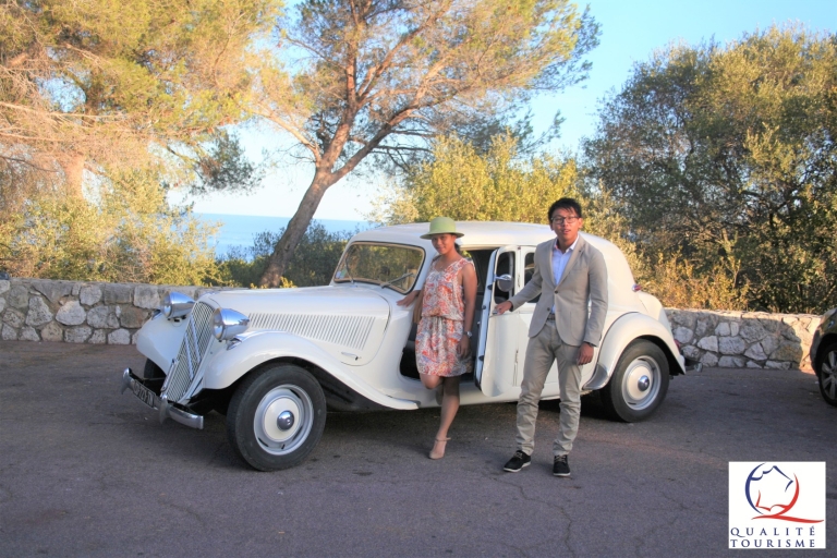 Private Half-daagse tour van de Franse Riviera in een Vintage CarTour met leuke ophaalservice