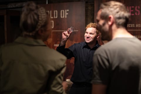 Edinburgh: Holyrood Distillery Whisky and Gin Guided Tour: Holyrood Distillery Whisky and Gin Guided Tour